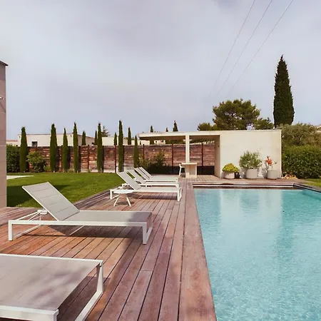 Holiday home Contemporaine Avec Piscine Proche Centre De - Fr-1-599-43